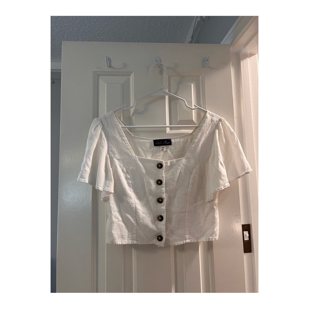 Francesca’s White Blouse